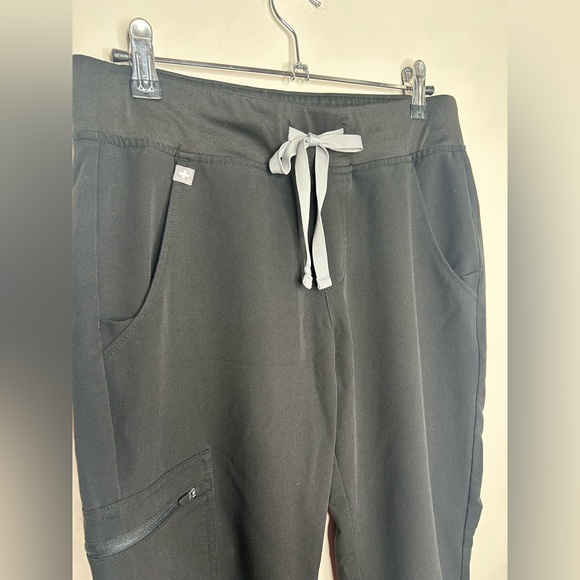 Figs Zamora Jogger Scrub Pants Black Health Care Work Nurse Vet Tech size Small - Picture 7 of 11